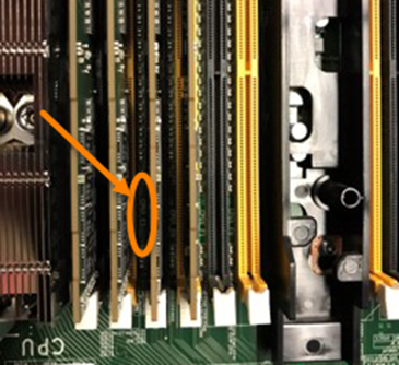 Zeigt die DIMM-Steckplatznummern auf der H610C Hauptplatine an.
