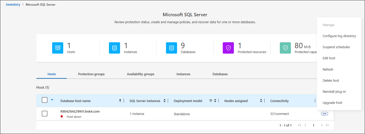 Página de detalles de inventario que muestra la pestaña Hosts de Microsoft SQL Server y el menú Acciones