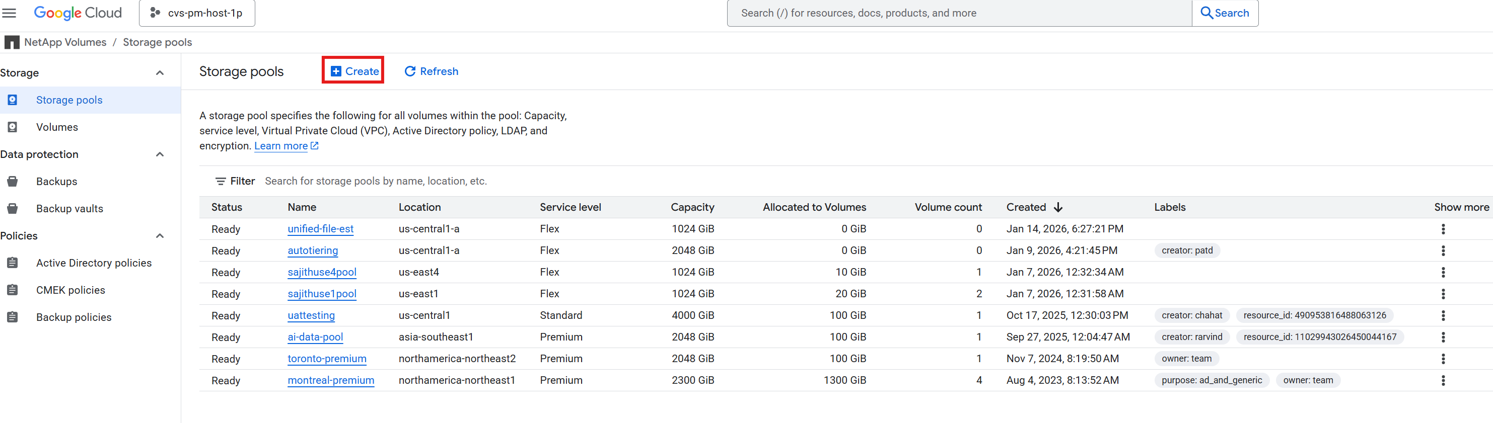 Cette image présente des captures d'écran de la configuration des volumes GCNV pour le déploiement d'Oracle dans Google Cloud avec NFS.