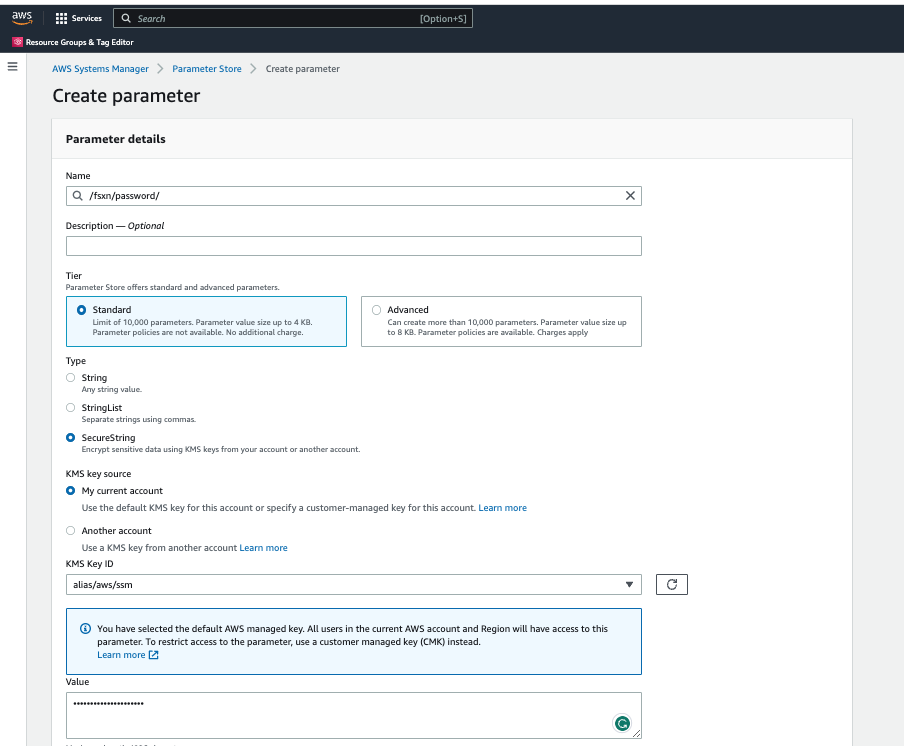 Cette image illustre la fenêtre de création de paramètres SSM sur la console AWS.