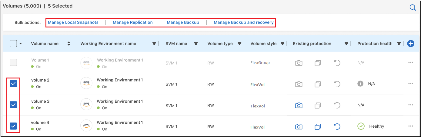 Una schermata che mostra i pulsanti della strategia di backup Manage (Gestisci) disponibili dopo aver selezionato più volumi.
