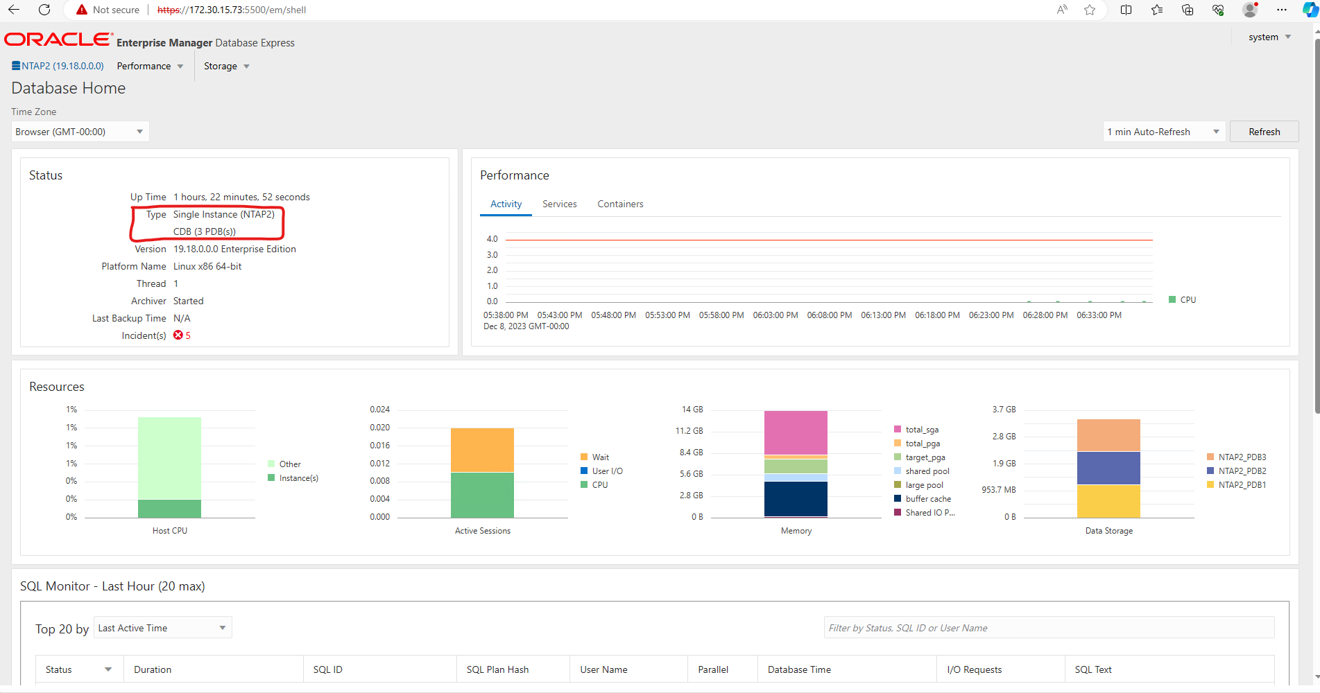 Questa immagine fornisce la vista del database del contenitore da Oracle Enterprise Manager Express