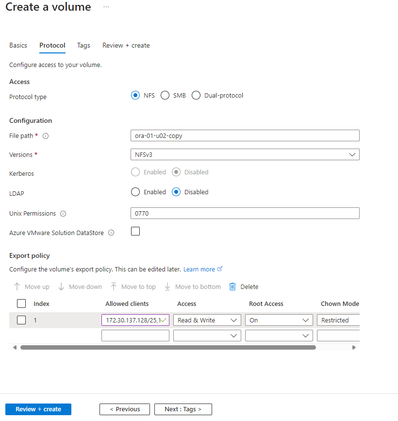 この画像は、Azure ポータル コンソールを使用した ANF ボリューム プロビジョニング画面を示しています。